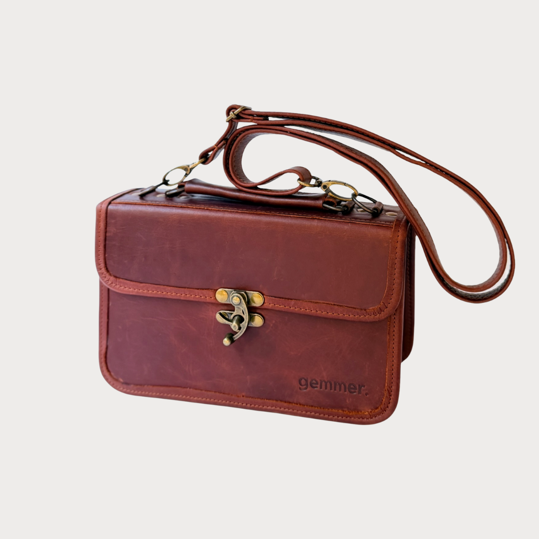 Amanda Handbag – Front Strap View – Tobacco Leather Bag