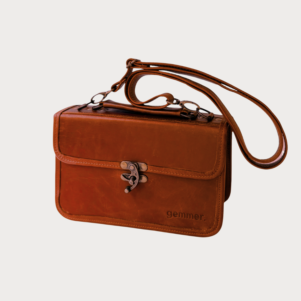 Amanda Handbag – Front Strap View – Toffee Leather Bag