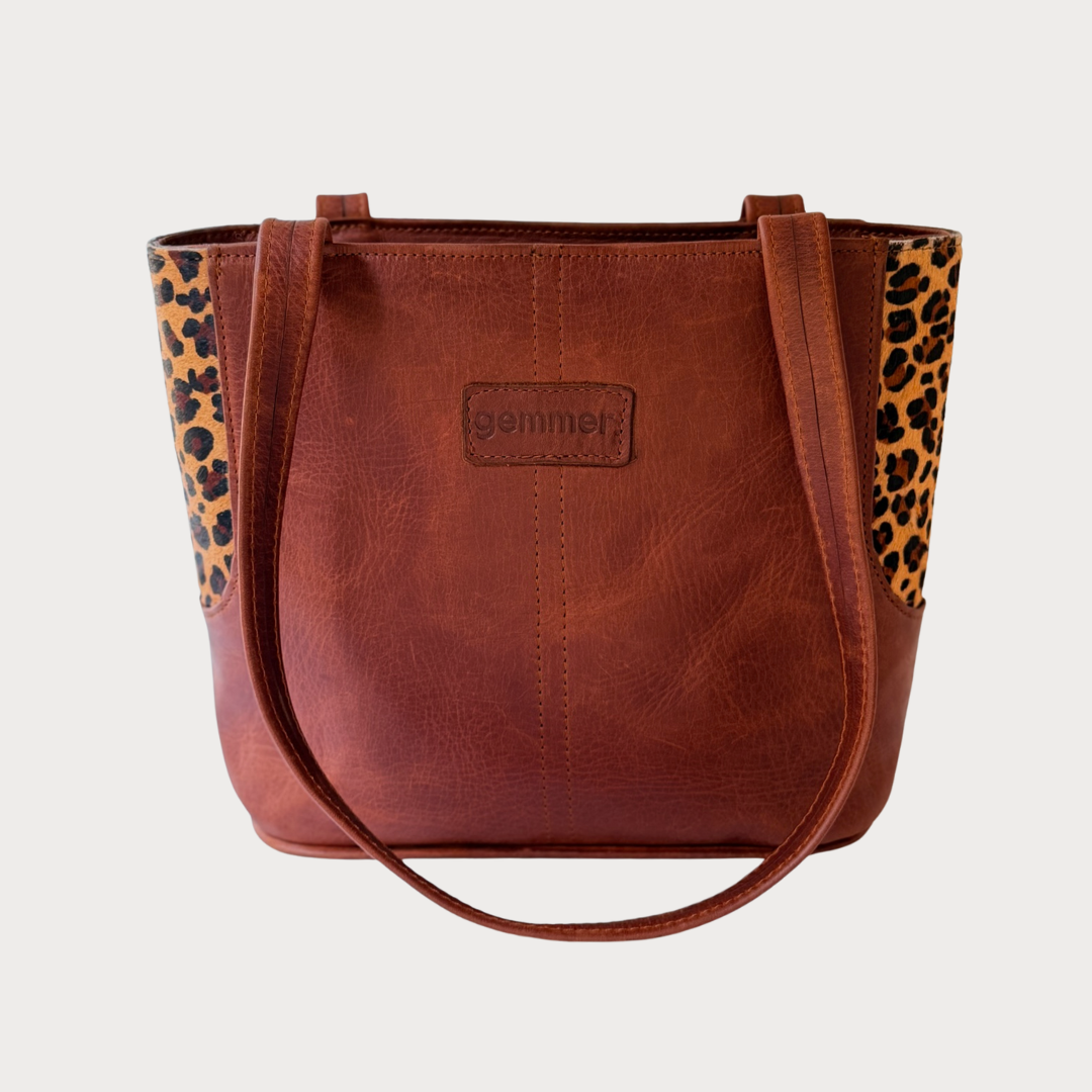 Cathy Handbag – Front View – Tobacco Leather Handbag