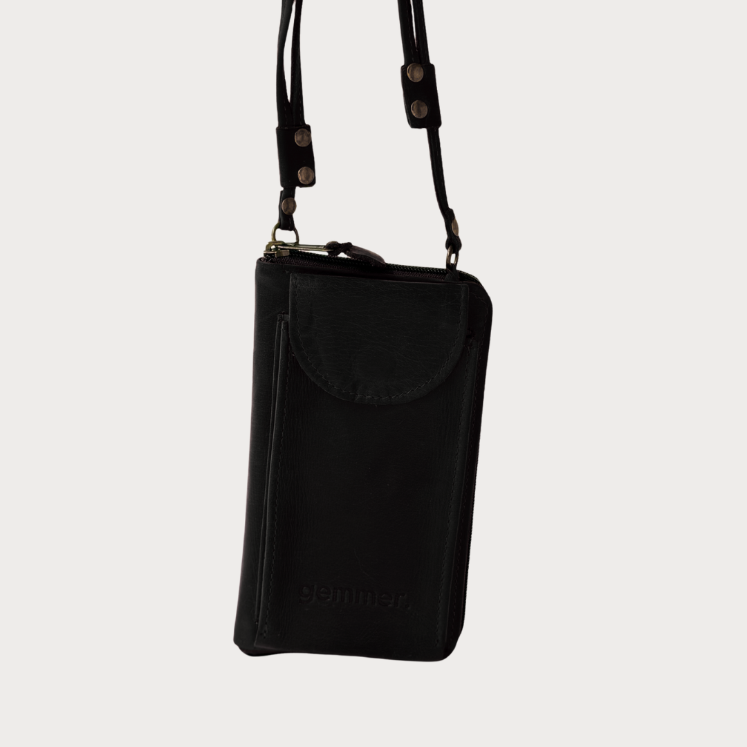 TRVL Crossbody Bag – Front View – Black Leather Crossbody Bag