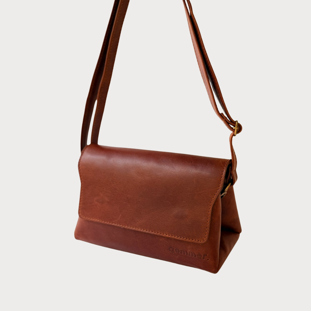 TRVL Sling Bag – Front Straps View – Tobacco Leather Bag