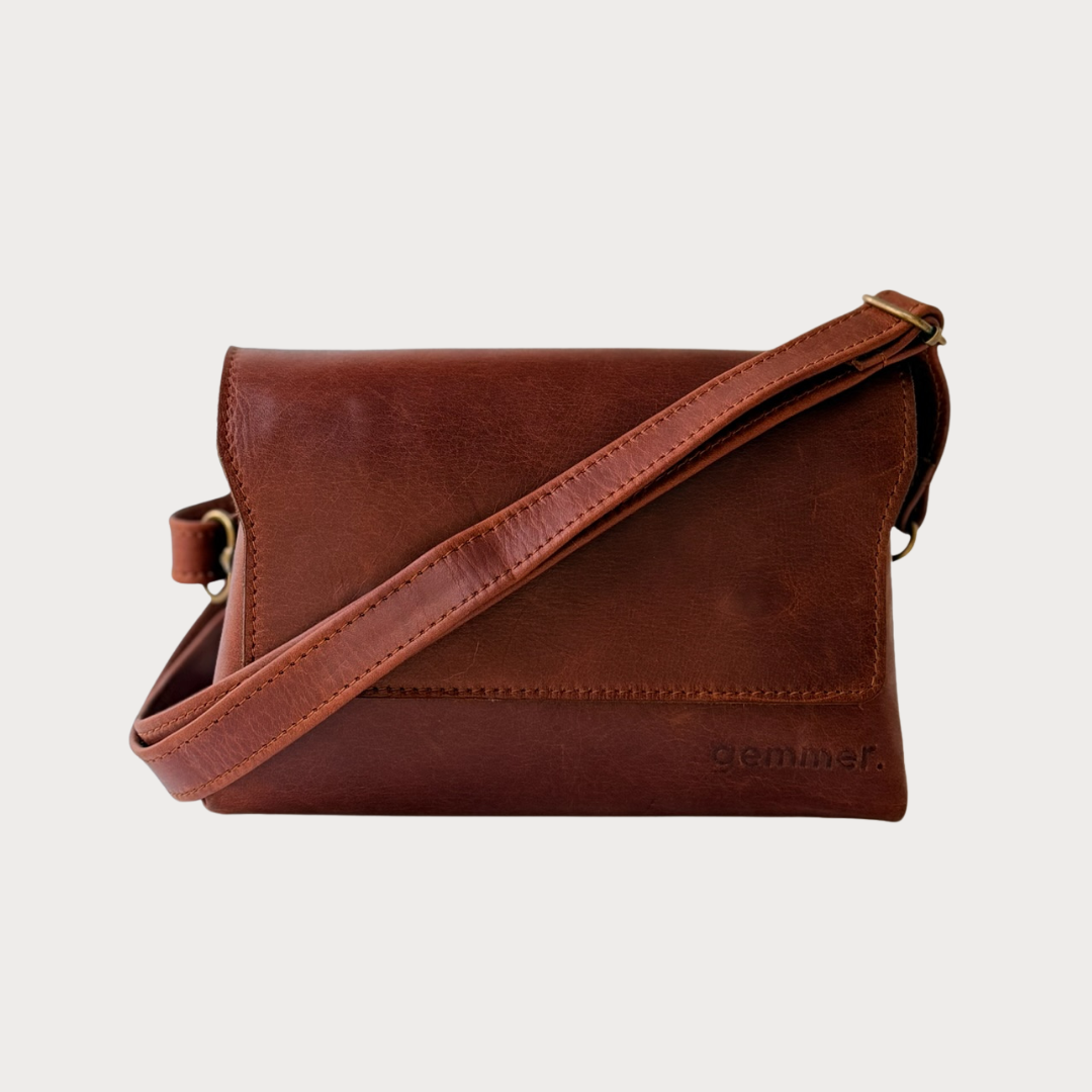 TRVL Sling Bag – Front View – Tobacco Leather Bag